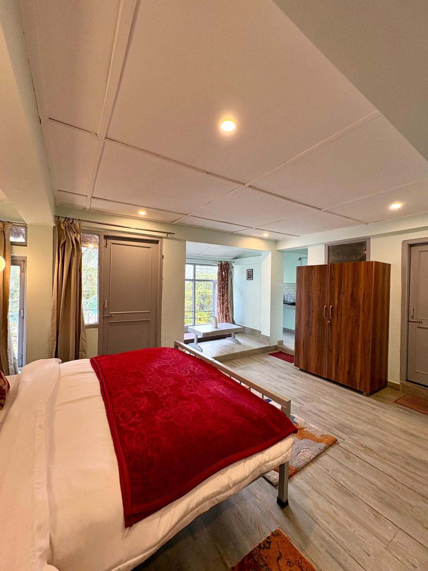 Eevolve Dharamkot - An Eco Hostel McLeod Ganj Zewnętrze zdjęcie